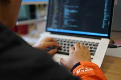 申通快递以技术驱动网络生态进化，加速全链路数智化重塑进程